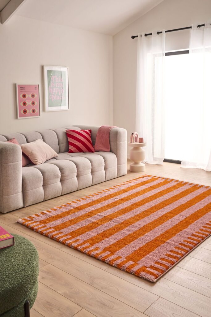 Bien choisir les dimensions de son tapis dans la décoration de son salon/séjour