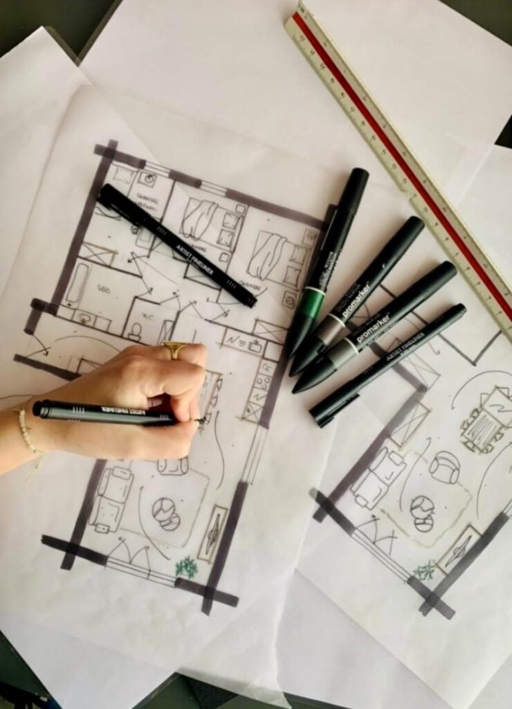 plan à la main